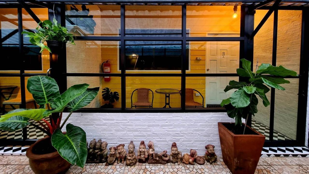 The One House Ξενοδοχείο Nan Εξωτερικό φωτογραφία